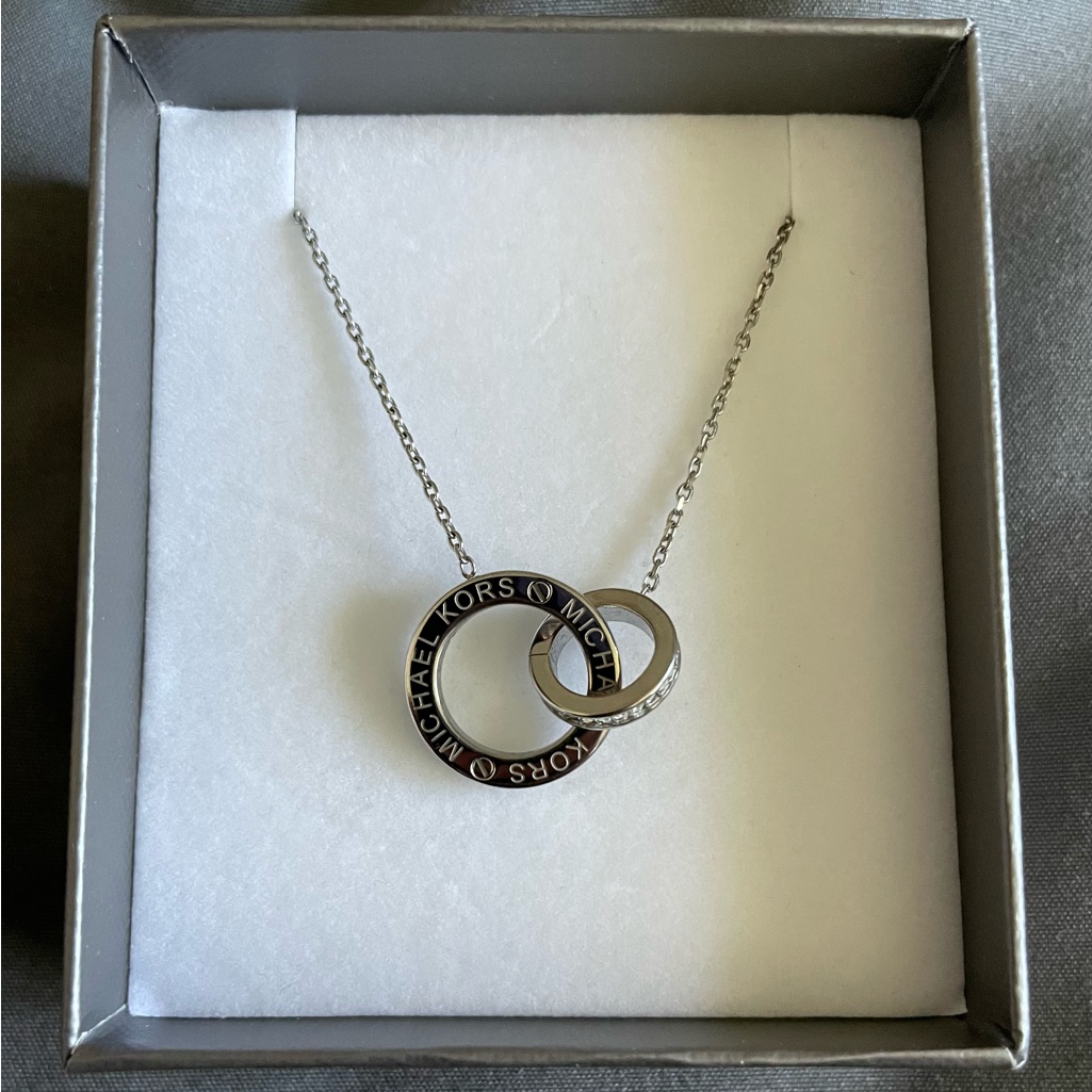 Mkinterlocking Necklace
